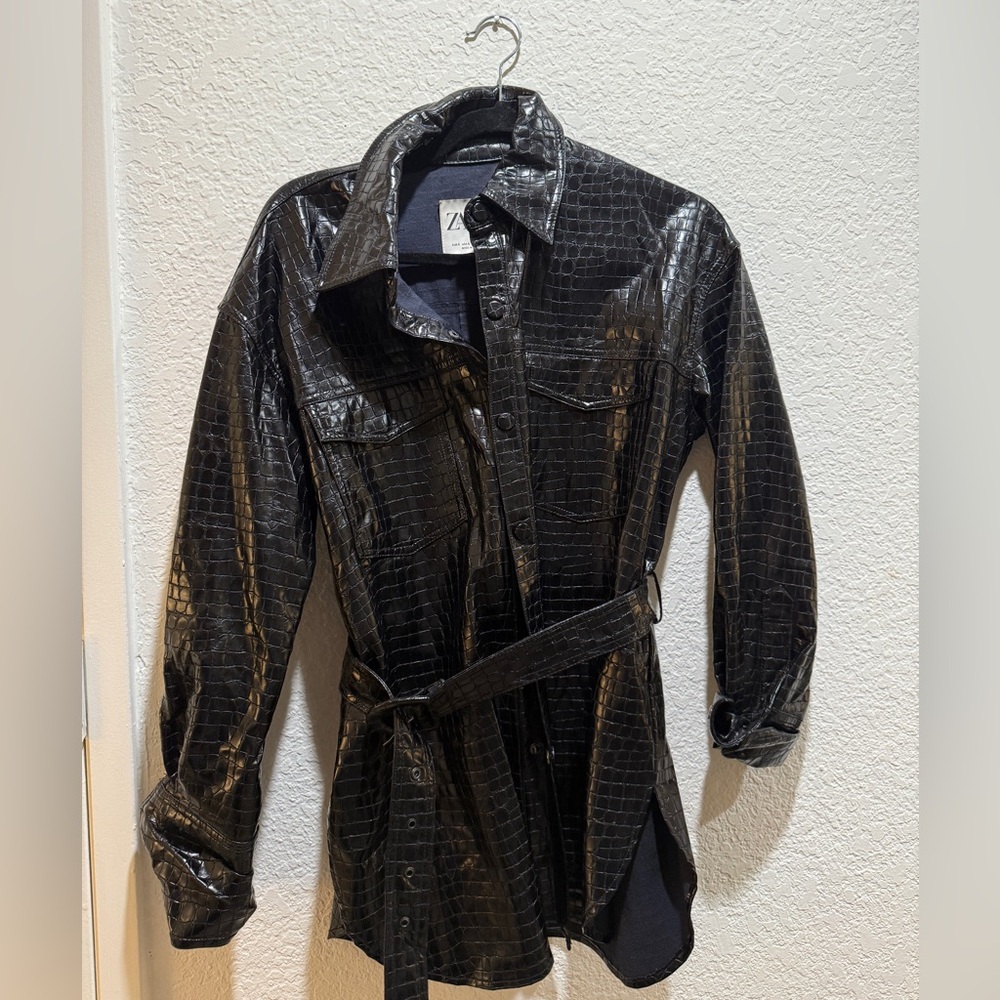 Zara Black Trench Coat with Belted Waist and Glossy Finish